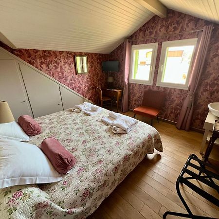 Hotel Le Ponteil อองทีบส์ ภายนอก รูปภาพ