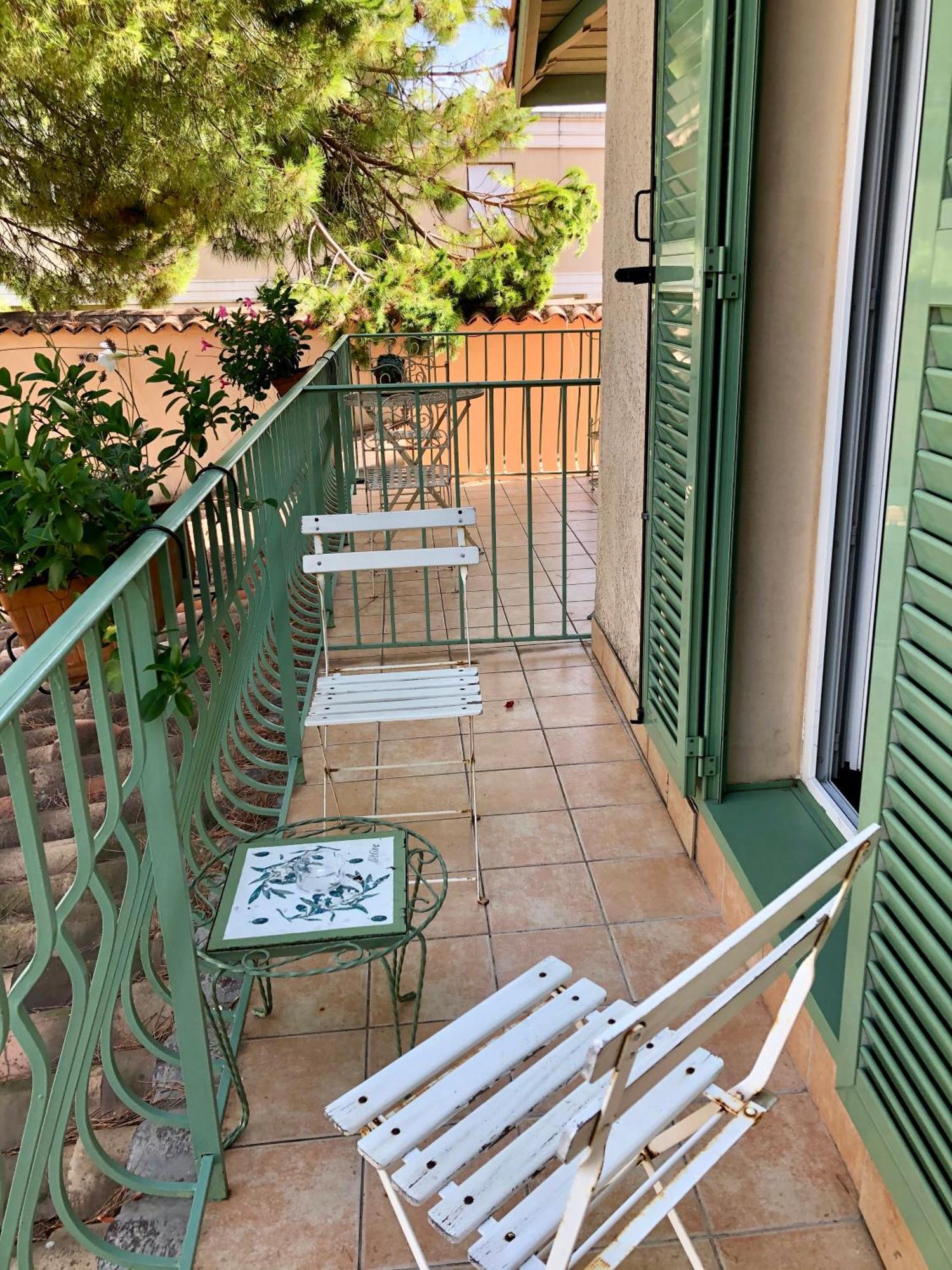 Hotel Le Ponteil อองทีบส์ ภายนอก รูปภาพ