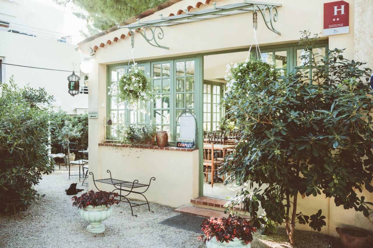 Hotel Le Ponteil อองทีบส์ ภายนอก รูปภาพ